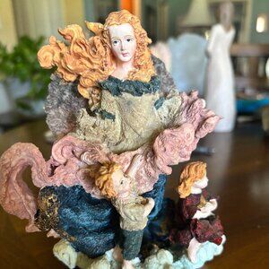 GUARDIAN ANGEL PROTECTING CHILDREN FIGURINE CHRISTIAN RELIGIOUS FIGURINE